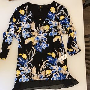NWT Woman’s Top